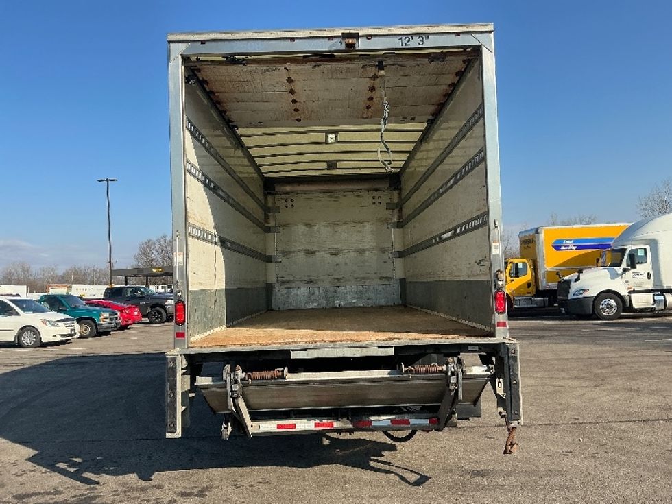 Medium Duty Box Truck-Light and Medium Duty Trucks-International-2020-MV607LP-Dayton-OH-241,876\n\t\tmiles-$ 29,750 - Image 8