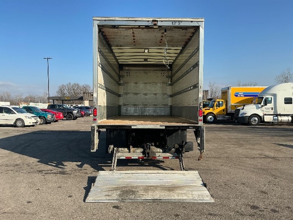 Medium Duty Box Truck-Light and Medium Duty Trucks-International-2020-MV607LP-Dayton-OH-241,876\n\t\tmiles-$ 29,750 - Image 9