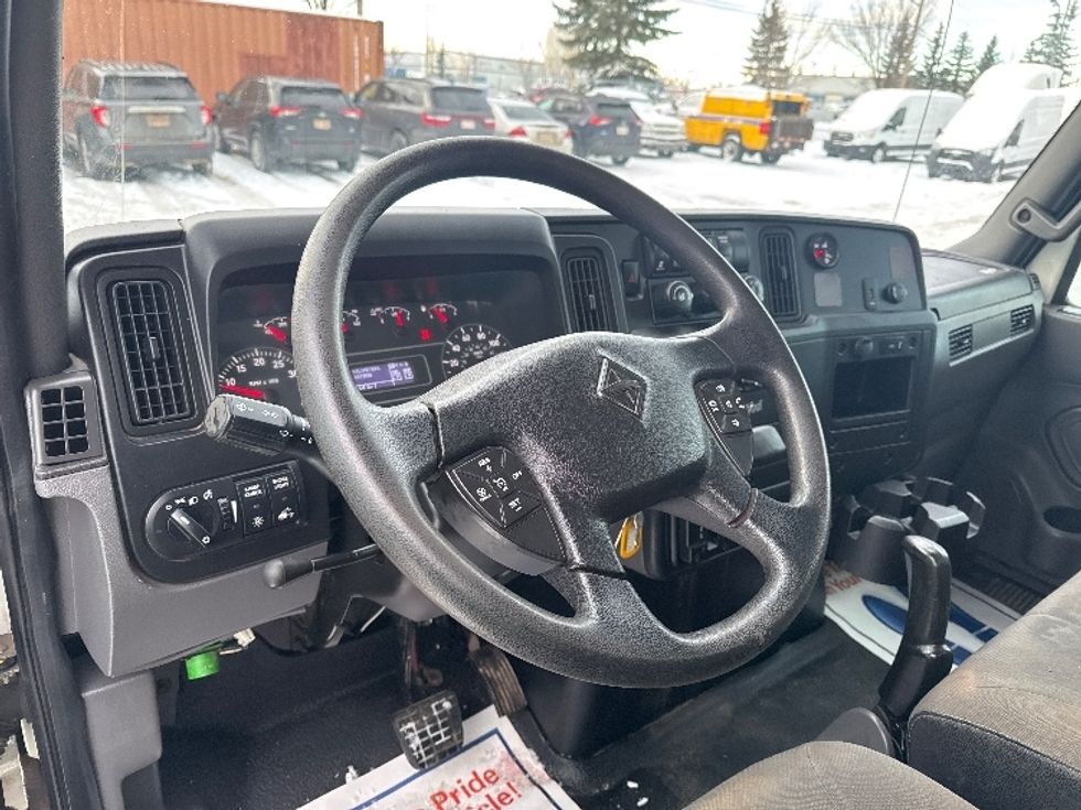 Medium Duty Box Truck-Light and Medium Duty Trucks-International-2020-MV607LP-Edmonton-AB-117,015\n\t\tkm-$ 81,250 - Image 17
