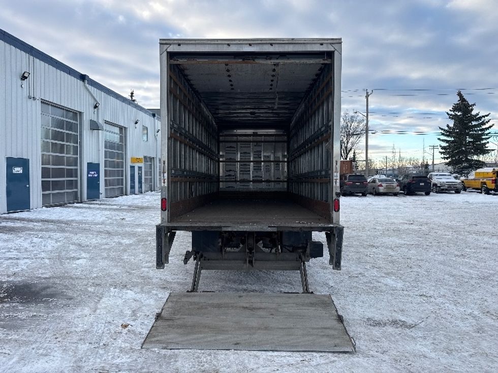 Medium Duty Box Truck-Light and Medium Duty Trucks-International-2020-MV607LP-Edmonton-AB-117,015\n\t\tkm-$ 81,250 - Image 9
