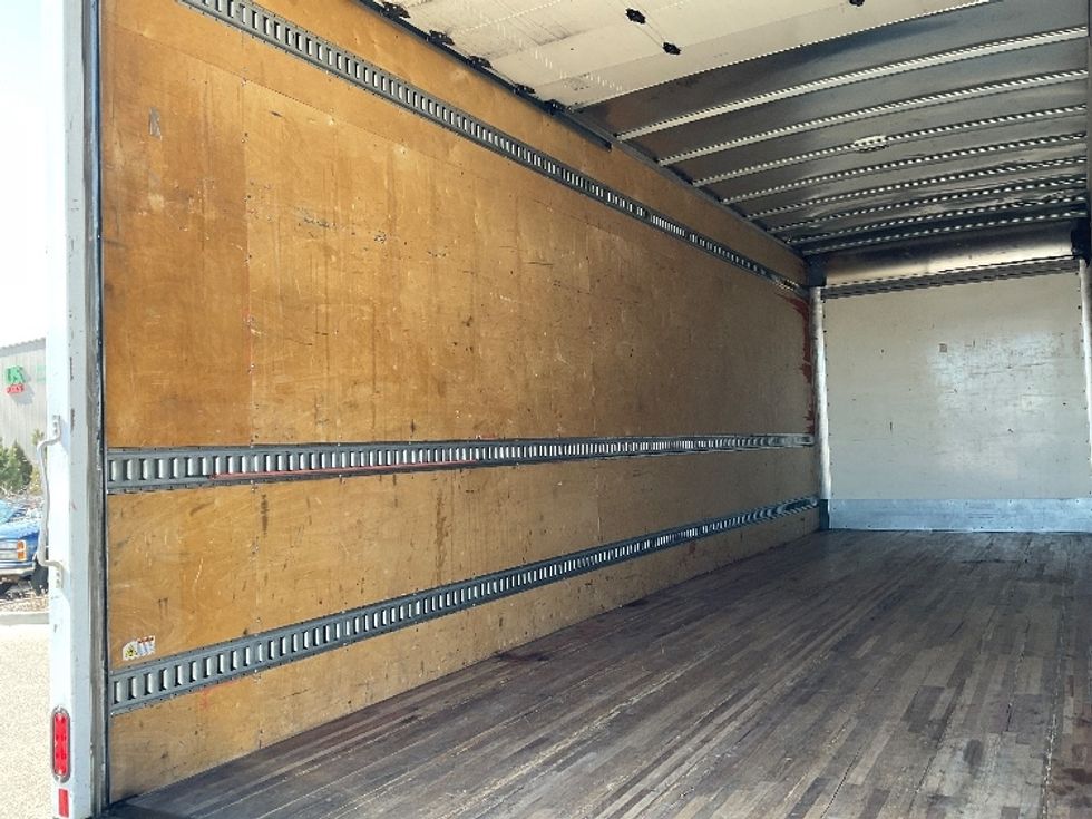 Medium Duty Box Truck-Light and Medium Duty Trucks-International-2020-MV607LP-Greeley-CO-96,298\n\t\tmiles-$ 54,250 - Image 11