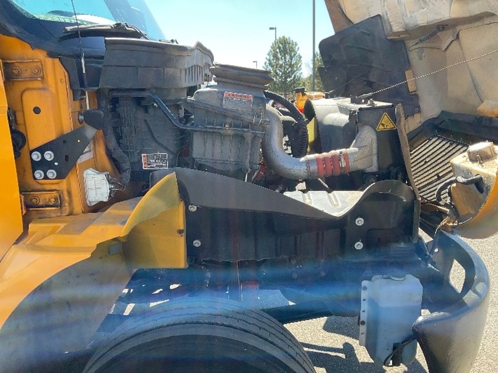 Medium Duty Box Truck-Light and Medium Duty Trucks-International-2020-MV607LP-Greeley-CO-96,298\n\t\tmiles-$ 54,250 - Image 23