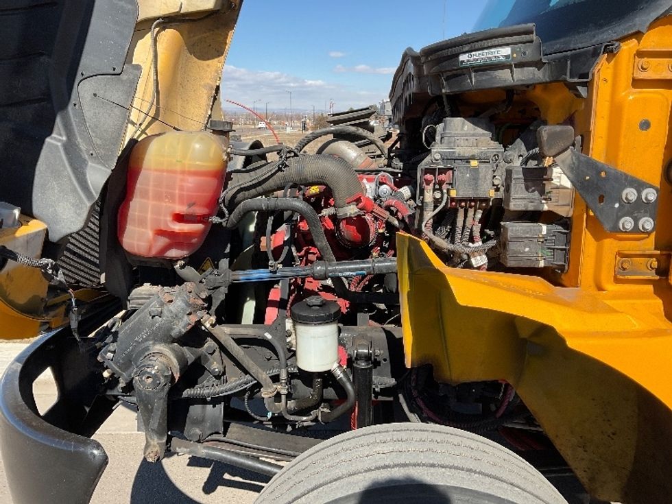 Medium Duty Box Truck-Light and Medium Duty Trucks-International-2020-MV607LP-Greeley-CO-96,298\n\t\tmiles-$ 54,250 - Image 24