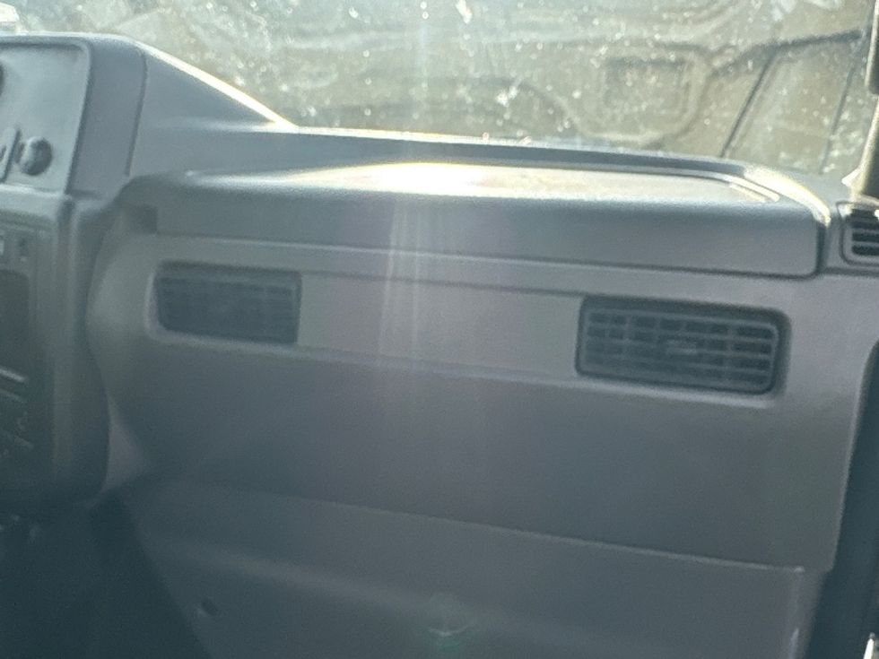 Medium Duty Box Truck-Light and Medium Duty Trucks-International-2020-MV607LP-Lansing-MI-169,234\n\t\tmiles-$ 42,750 - Image 20