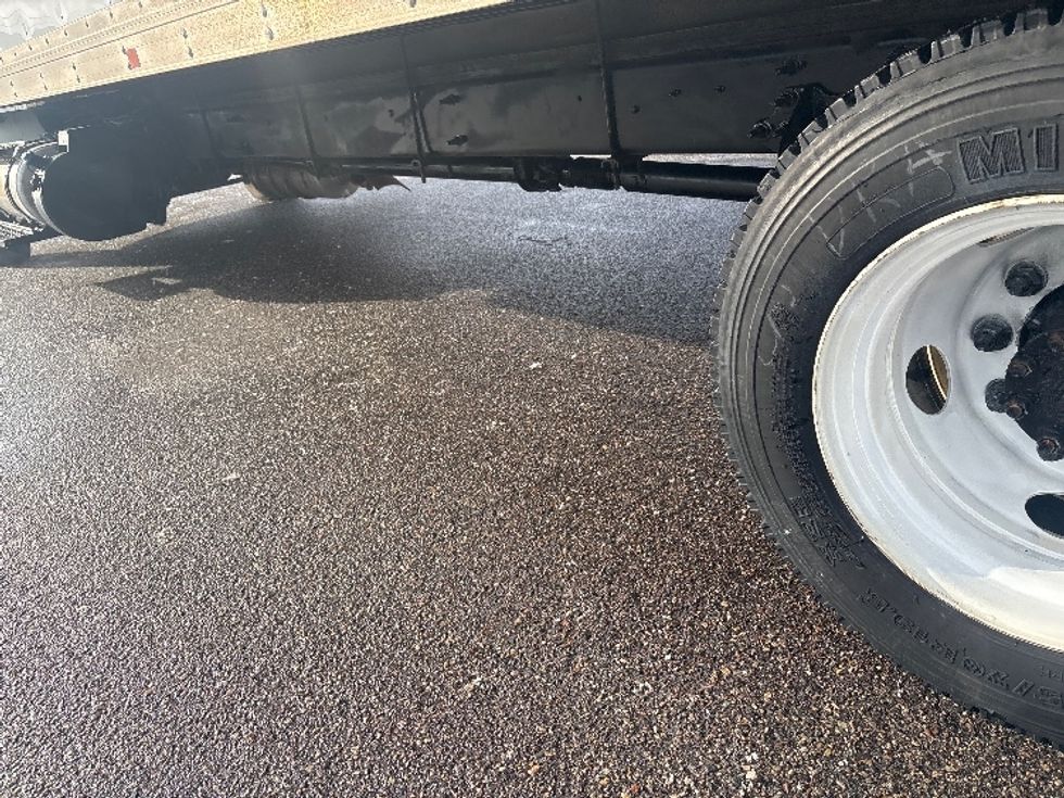 Medium Duty Box Truck-Light and Medium Duty Trucks-International-2020-MV607LP-Lansing-MI-169,234\n\t\tmiles-$ 42,750 - Image 5
