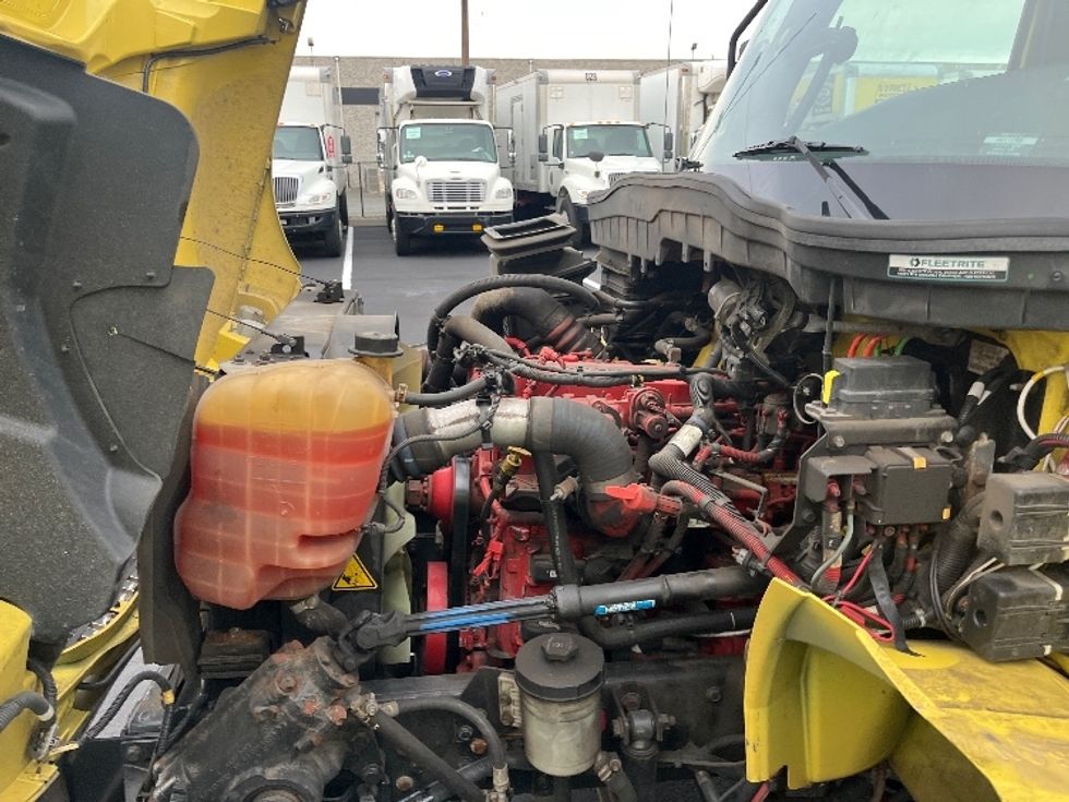 Medium Duty Box Truck-Light and Medium Duty Trucks-International-2020-MV607LP-Linden-NJ-108,000\n\t\tmiles-$ 62,250 - Image 23