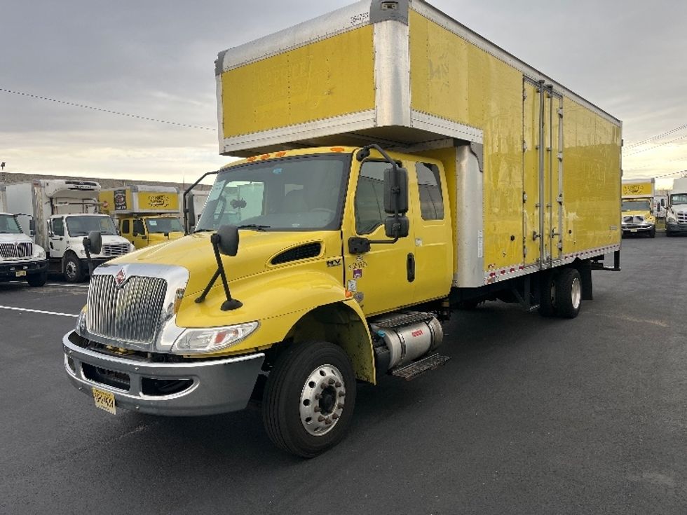 Medium Duty Box Truck-Light and Medium Duty Trucks-International-2020-MV607LP-Linden-NJ-108,000\n\t\tmiles-$ 62,250 - Image 3