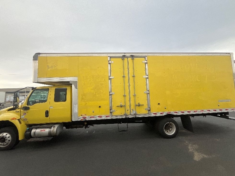 Medium Duty Box Truck-Light and Medium Duty Trucks-International-2020-MV607LP-Linden-NJ-108,000\n\t\tmiles-$ 62,250 - Image 4