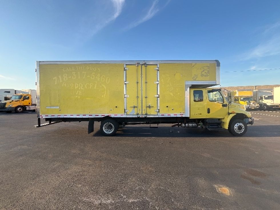 Medium Duty Box Truck-Light and Medium Duty Trucks-International-2020-MV607LP-Linden-NJ-88,800\n\t\tmiles-$ 67,500 - Image 13