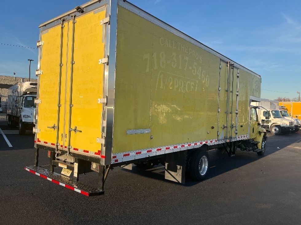Medium Duty Box Truck-Light and Medium Duty Trucks-International-2020-MV607LP-Linden-NJ-88,800\n\t\tmiles-$ 67,500 - Image 19