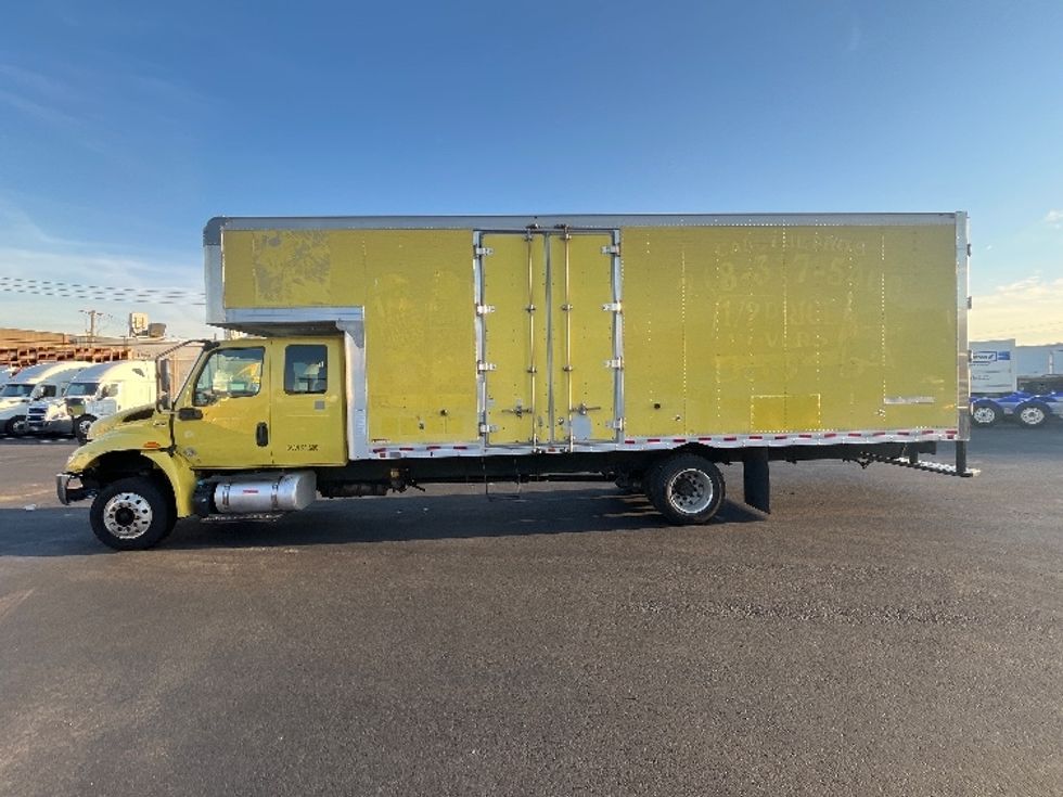 Medium Duty Box Truck-Light and Medium Duty Trucks-International-2020-MV607LP-Linden-NJ-88,800\n\t\tmiles-$ 67,500 - Image 4