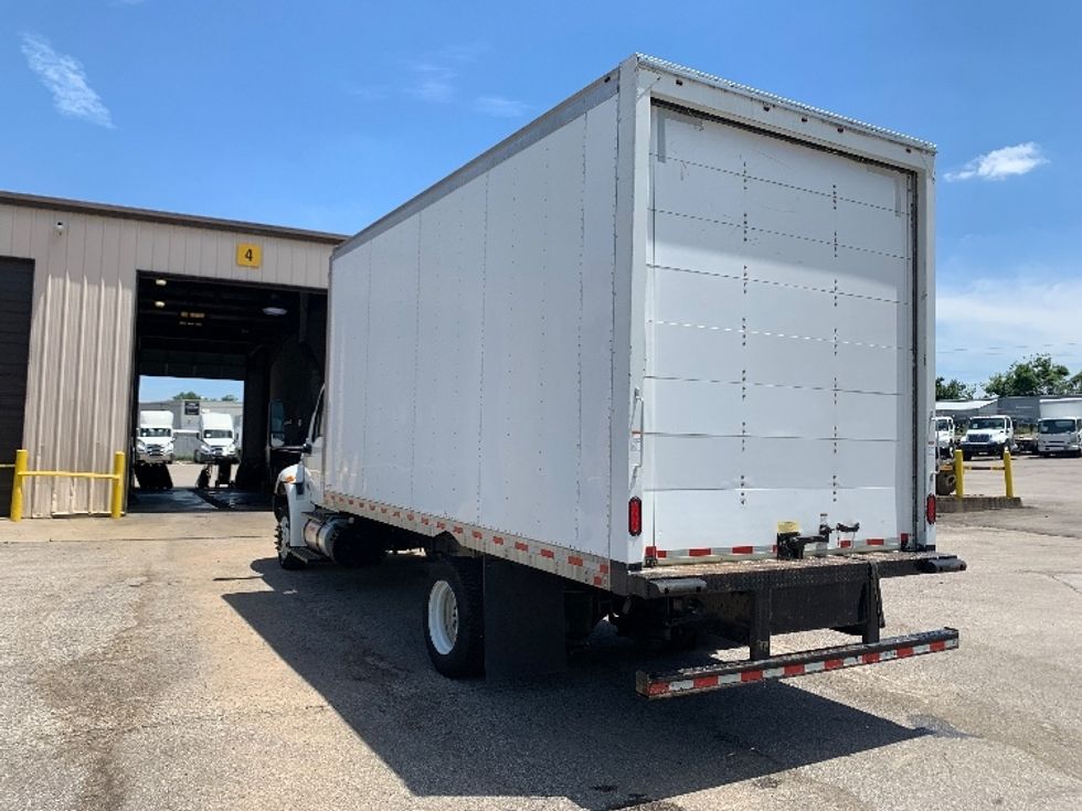 Medium Duty Box Truck-Light and Medium Duty Trucks-International-2020-MV607LP-Nashville (Mount Juliet)-TN-135,616\n\t\tmiles-$ 39,250 - Image 6