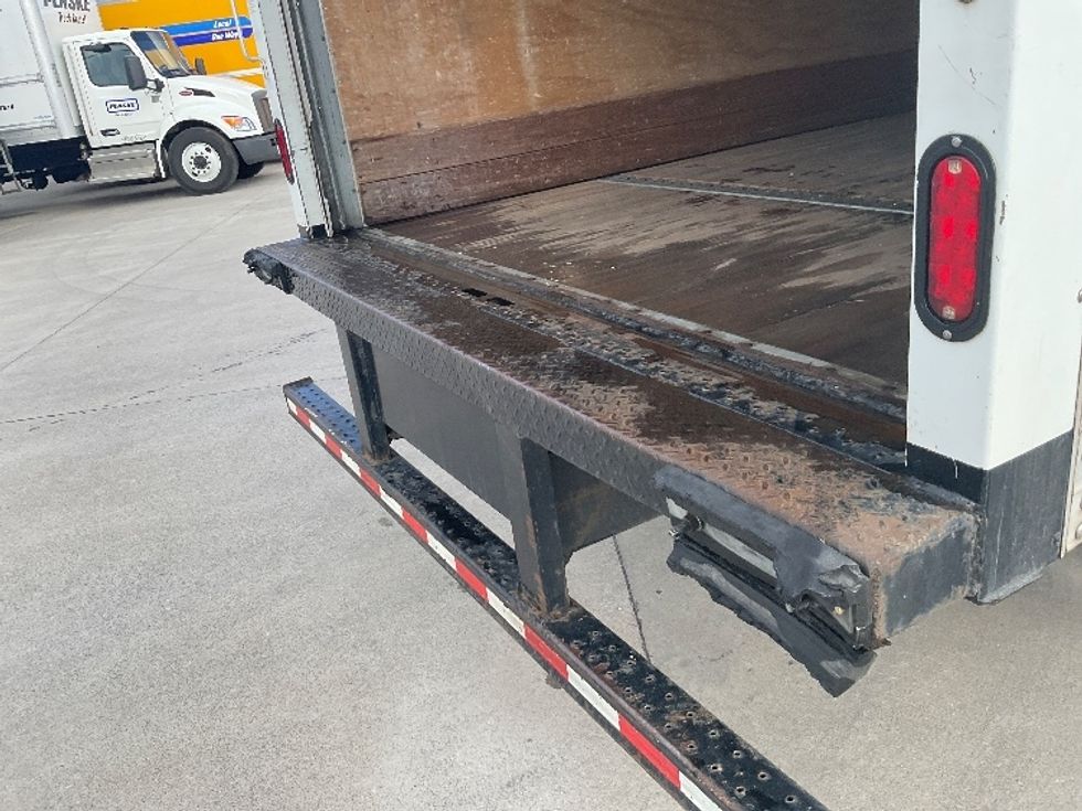 Medium Duty Box Truck-Light and Medium Duty Trucks-International-2020-MV607LP-Nashville-TN-150,331\n\t\tmiles-$ 41,500 - Image 10