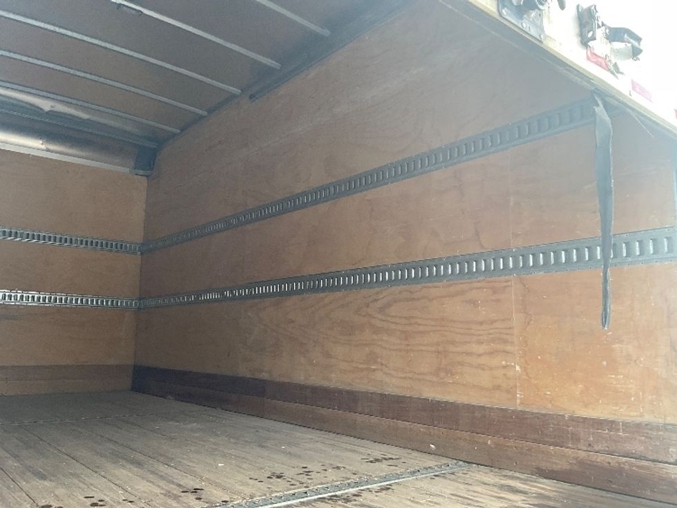 Medium Duty Box Truck-Light and Medium Duty Trucks-International-2020-MV607LP-Nashville-TN-150,331\n\t\tmiles-$ 41,500 - Image 12