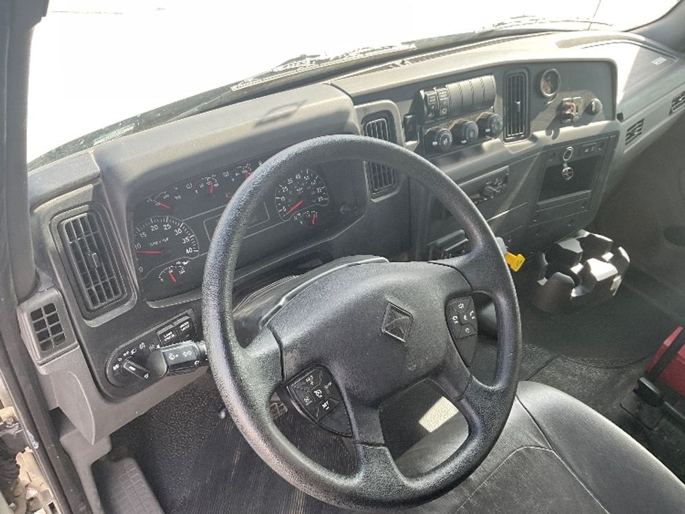 Medium Duty Box Truck-Light and Medium Duty Trucks-International-2020-MV607LP-Nashville-TN-150,331\n\t\tmiles-$ 41,500 - Image 17