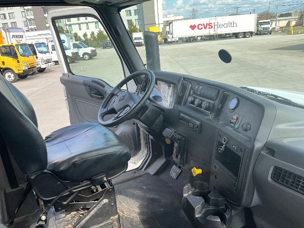 Medium Duty Box Truck-Light and Medium Duty Trucks-International-2020-MV607LP-Nashville-TN-150,331\n\t\tmiles-$ 41,500 - Image 22