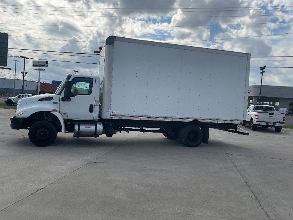 Medium Duty Box Truck-Light and Medium Duty Trucks-International-2020-MV607LP-Nashville-TN-150,331\n\t\tmiles-$ 41,500 - Image 4