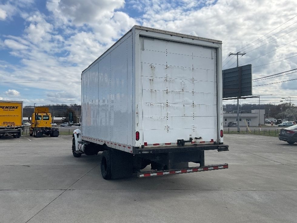 Medium Duty Box Truck-Light and Medium Duty Trucks-International-2020-MV607LP-Nashville-TN-150,331\n\t\tmiles-$ 41,500 - Image 6