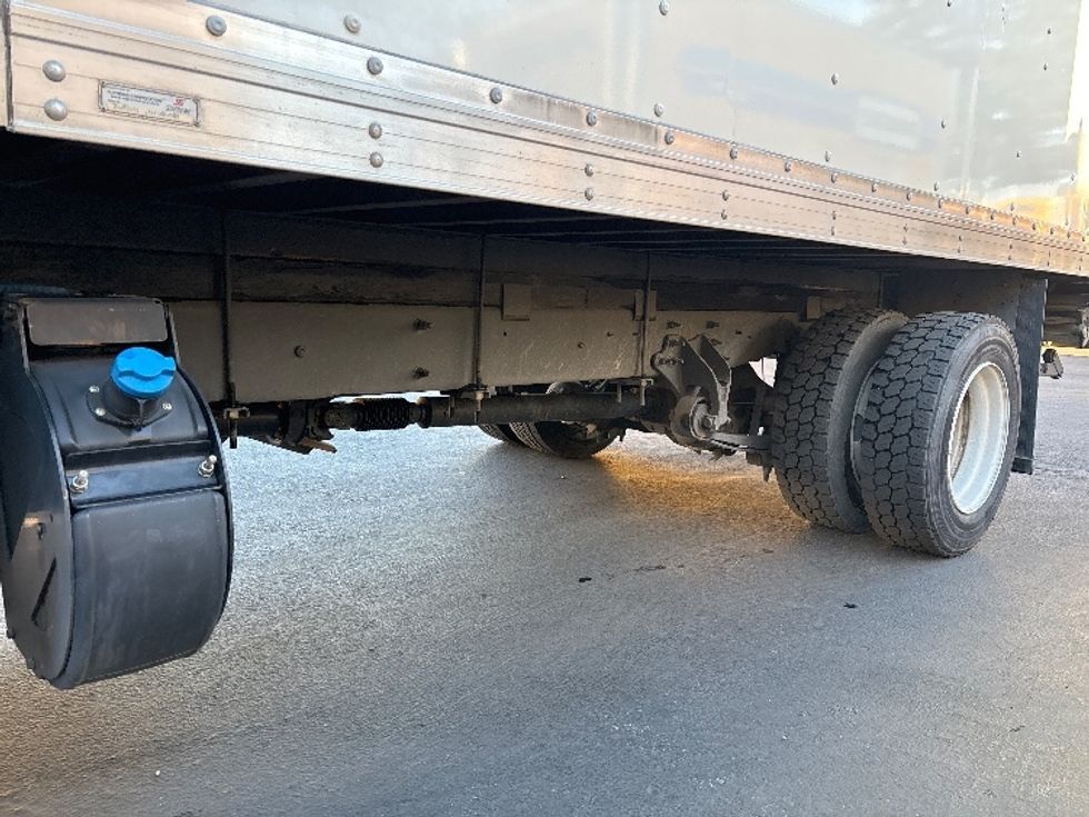 Medium Duty Box Truck-Light and Medium Duty Trucks-International-2020-MV607LP-West Sacramento-CA-100,406\n\t\tmiles-$ 47,000 - Image 5