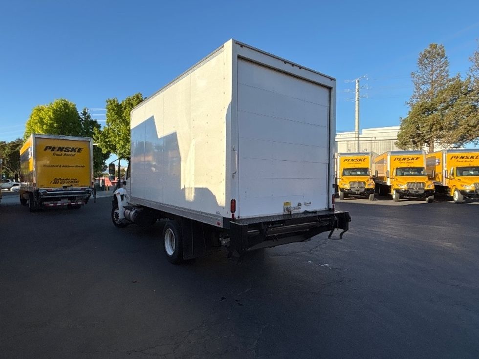 Medium Duty Box Truck-Light and Medium Duty Trucks-International-2020-MV607LP-West Sacramento-CA-100,406\n\t\tmiles-$ 47,000 - Image 6