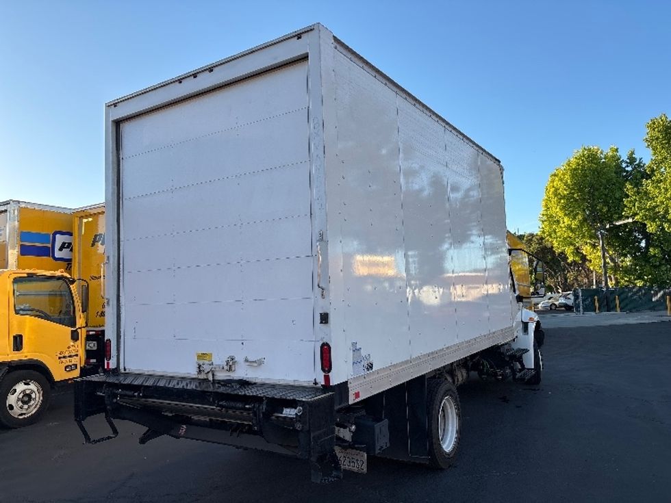 Medium Duty Box Truck-Light and Medium Duty Trucks-International-2020-MV607LP-West Sacramento-CA-100,406\n\t\tmiles-$ 47,000 - Image 13