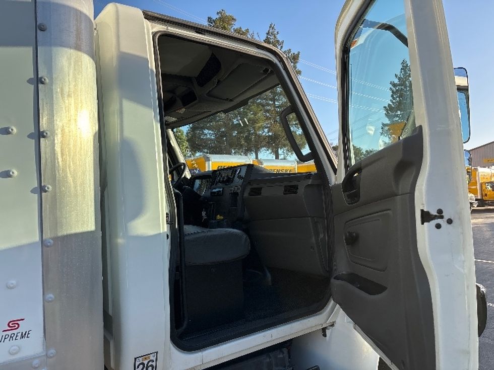 Medium Duty Box Truck-Light and Medium Duty Trucks-International-2020-MV607LP-West Sacramento-CA-46,142\n\t\tmiles-$ 52,500 - Image 20