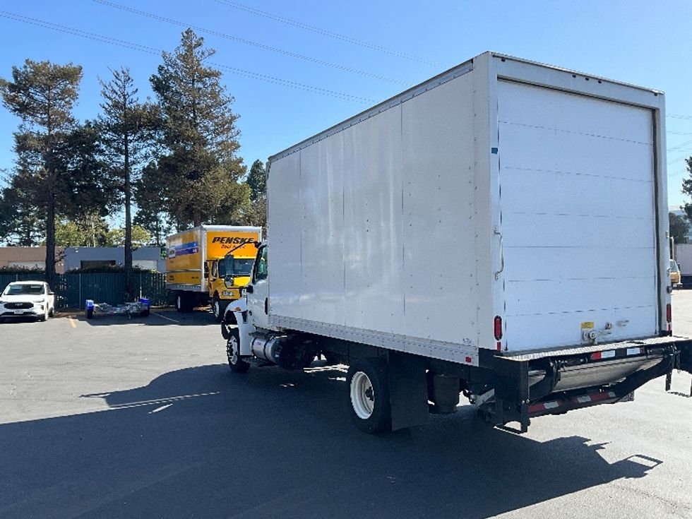 Medium Duty Box Truck-Light and Medium Duty Trucks-International-2020-MV607LP-West Sacramento-CA-59,035\n\t\tmiles-$ 52,750 - Image 6