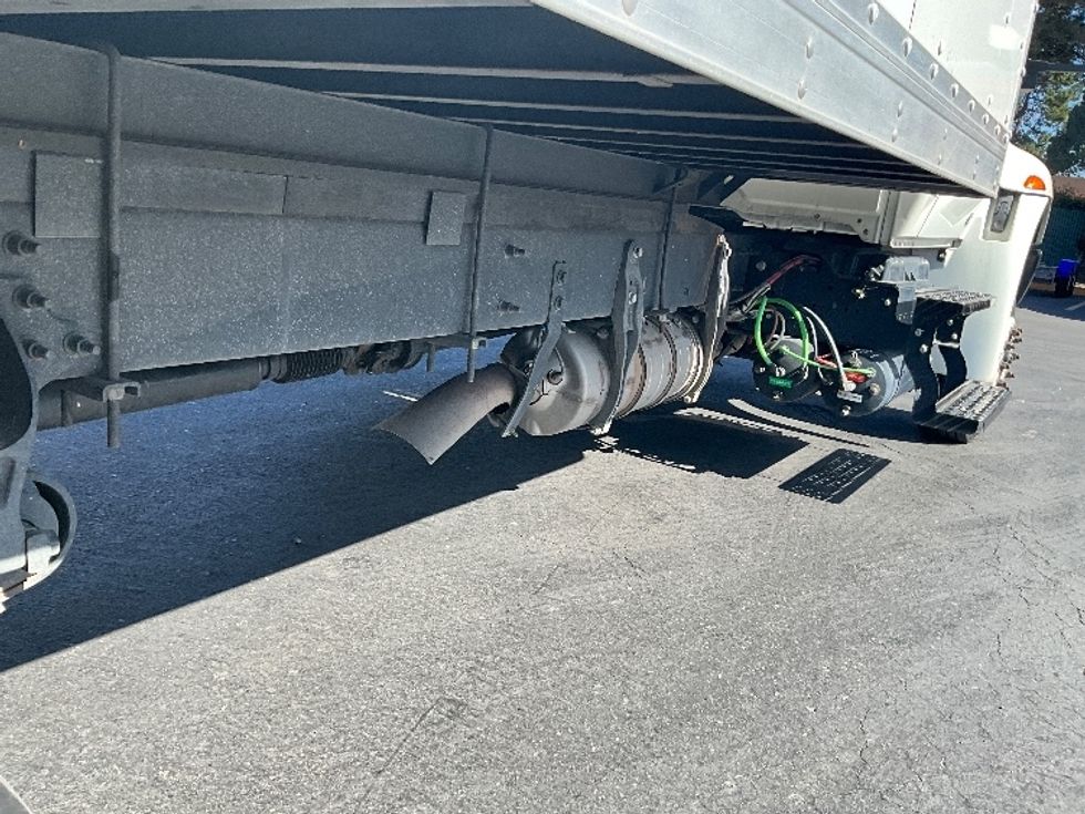 Medium Duty Box Truck-Light and Medium Duty Trucks-International-2020-MV607LP-West Sacramento-CA-59,035\n\t\tmiles-$ 52,750 - Image 14