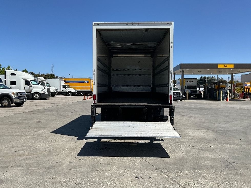 Medium Duty Box Truck-Light and Medium Duty Trucks-International-2020-MV607LP-West Sacramento-CA-76,267\n\t\tmiles-$ 49,250 - Image 9