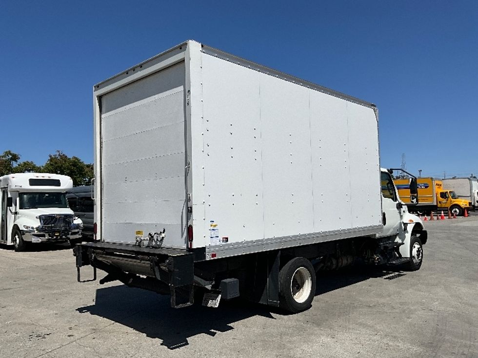 Medium Duty Box Truck-Light and Medium Duty Trucks-International-2020-MV607LP-West Sacramento-CA-76,267\n\t\tmiles-$ 49,250 - Image 13
