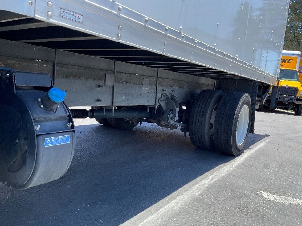 Medium Duty Box Truck-Light and Medium Duty Trucks-International-2020-MV607LP-West Sacramento-CA-87,920\n\t\tmiles-$ 49,000 - Image 5