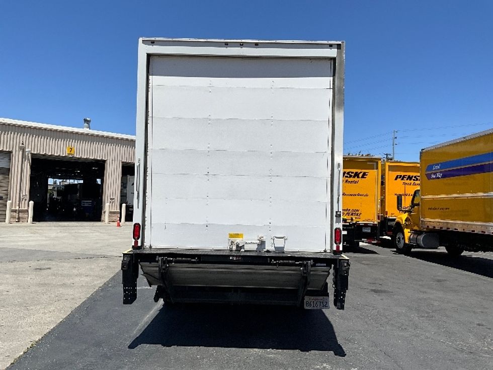 Medium Duty Box Truck-Light and Medium Duty Trucks-International-2020-MV607LP-West Sacramento-CA-87,920\n\t\tmiles-$ 49,000 - Image 7