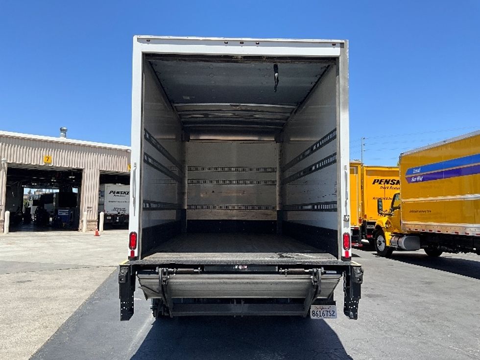 Medium Duty Box Truck-Light and Medium Duty Trucks-International-2020-MV607LP-West Sacramento-CA-87,920\n\t\tmiles-$ 49,000 - Image 8