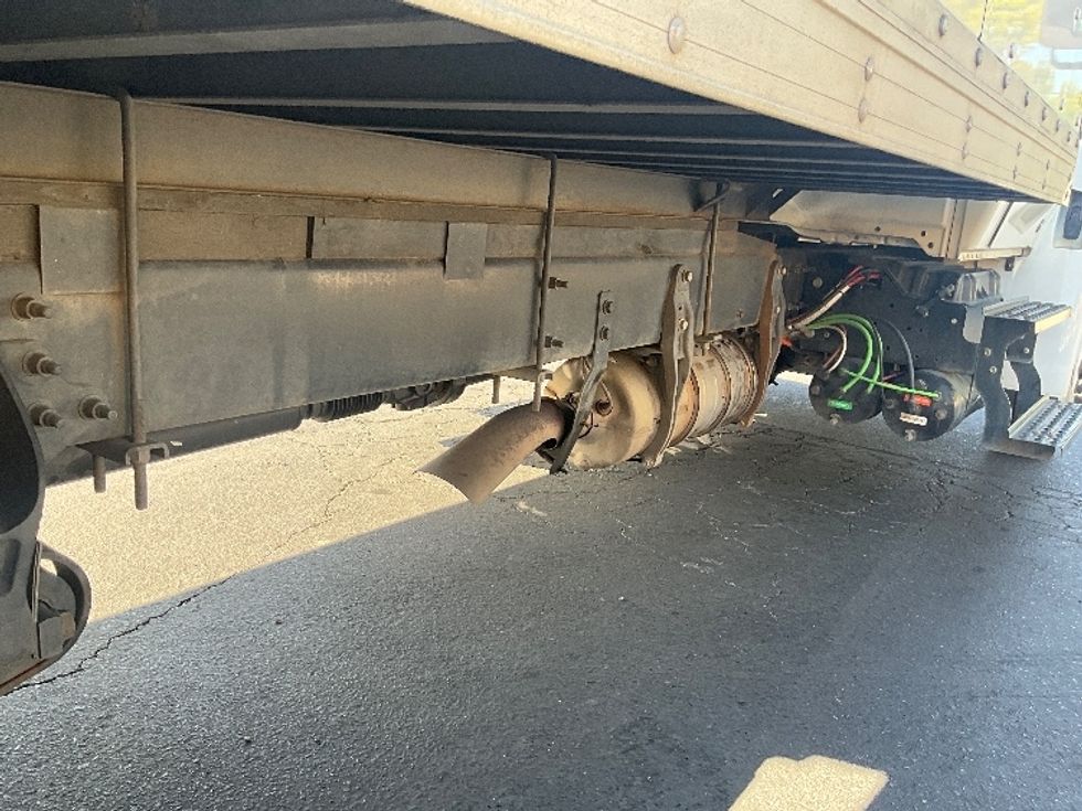 Medium Duty Box Truck-Light and Medium Duty Trucks-International-2020-MV607LP-West Sacramento-CA-98,858\n\t\tmiles-$ 49,000 - Image 14