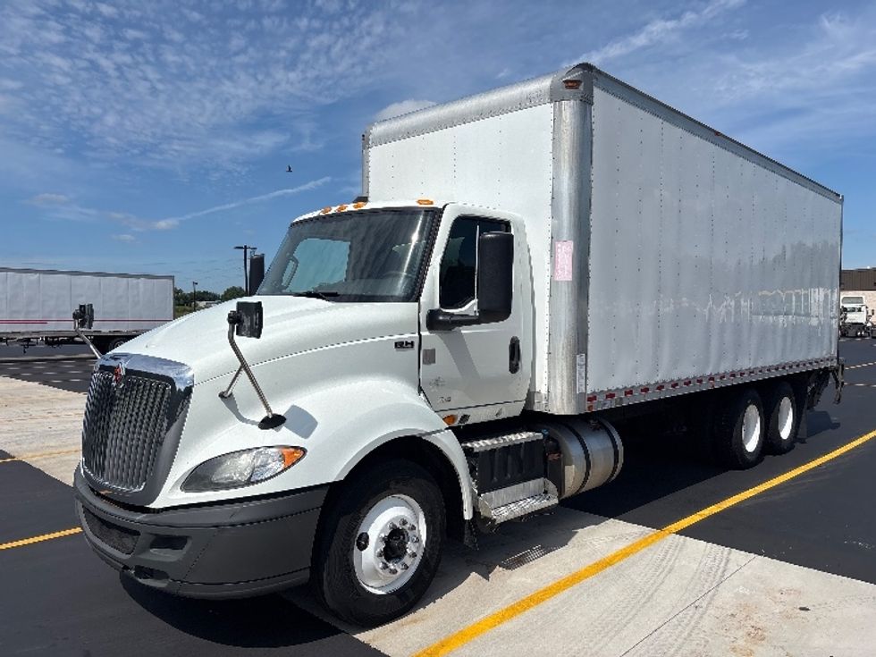 Medium Duty Box Truck-Light and Medium Duty Trucks-International-2020-RH613-Byron Center-MI-429,696\n\t\tmiles-$ 38,000 - Image 3