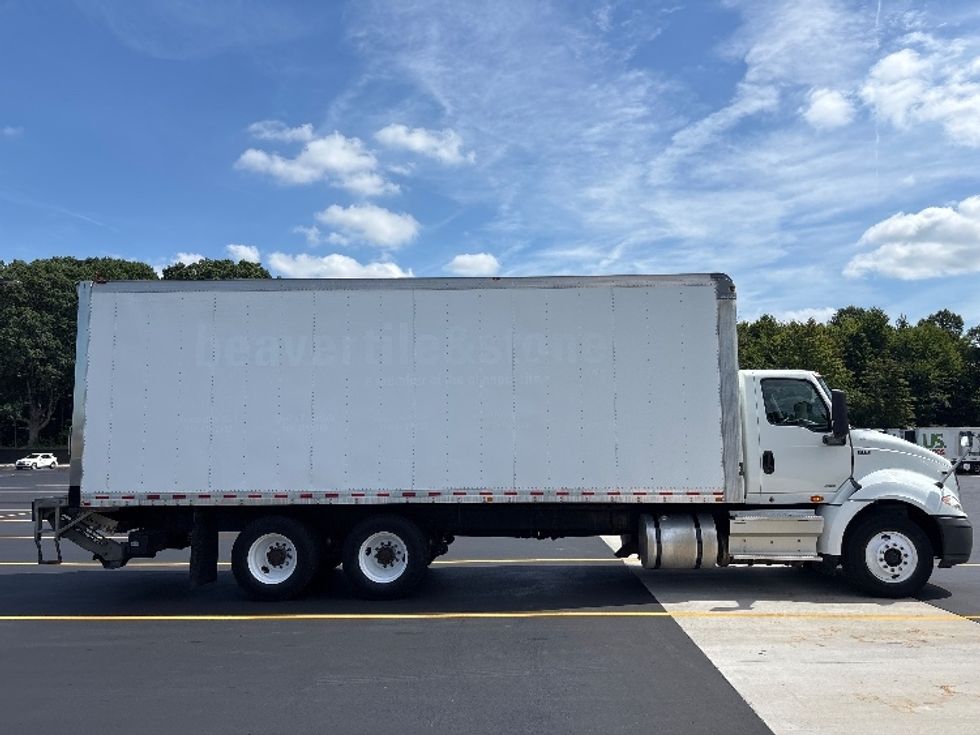 Medium Duty Box Truck-Light and Medium Duty Trucks-International-2020-RH613-Byron Center-MI-429,696\n\t\tmiles-$ 38,000 - Image 15