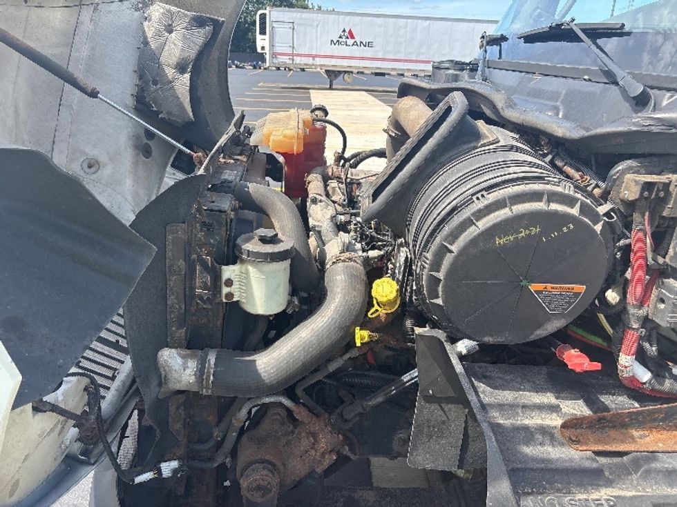 Medium Duty Box Truck-Light and Medium Duty Trucks-International-2020-RH613-Byron Center-MI-429,696\n\t\tmiles-$ 38,000 - Image 24