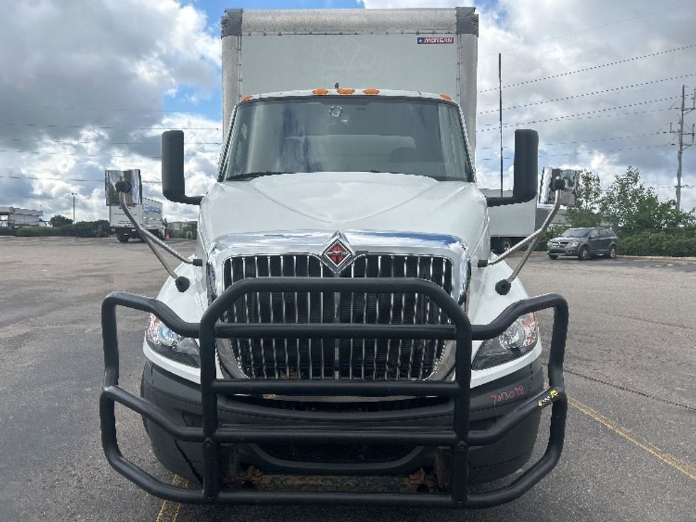 Medium Duty Box Truck-Light and Medium Duty Trucks-International-2020-RH613-Kentwood-MI-612,782\n\t\tmiles-$ 26,000 - Image 2