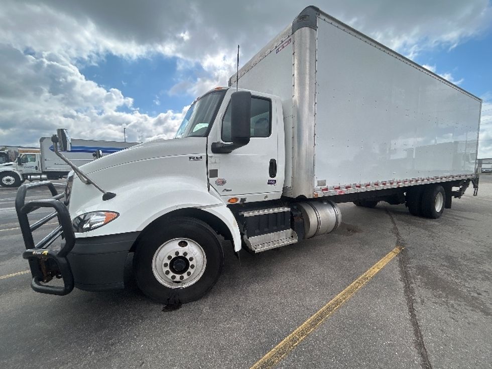 Medium Duty Box Truck-Light and Medium Duty Trucks-International-2020-RH613-Kentwood-MI-612,782\n\t\tmiles-$ 26,000 - Image 3