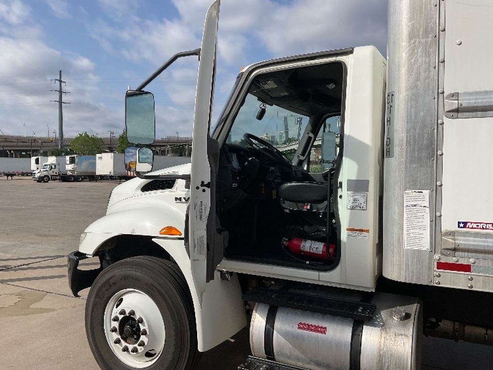 Medium Duty Box Truck-Light and Medium Duty Trucks-International-2021-MV607-Abilene-TX-221,242\n\t\tmiles-$ 46,750 - Image 16