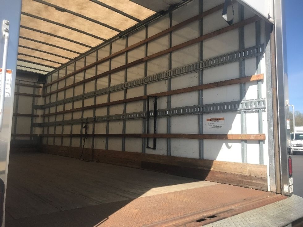 Medium Duty Box Truck-Light and Medium Duty Trucks-International-2021-MV607-Akron-OH-145,280\n\t\tmiles-$ 61,250 - Image 12