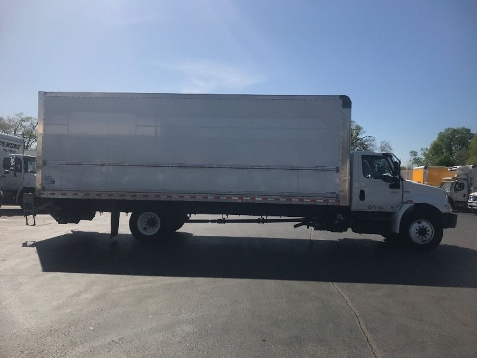 Medium Duty Box Truck-Light and Medium Duty Trucks-International-2021-MV607-Akron-OH-145,280\n\t\tmiles-$ 61,250 - Image 15