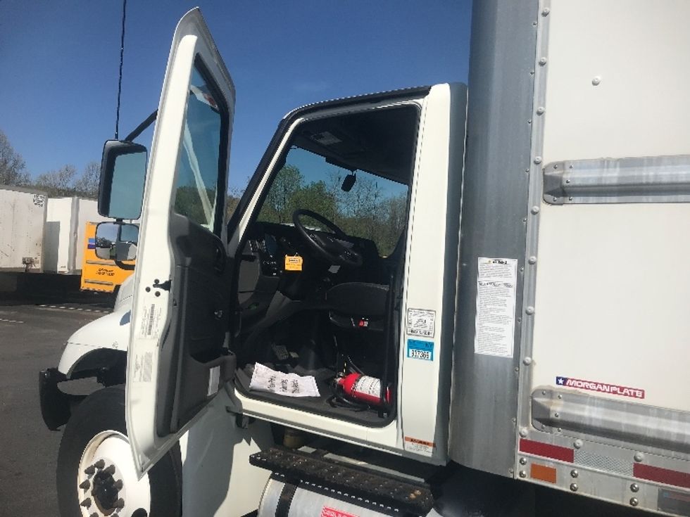 Medium Duty Box Truck-Light and Medium Duty Trucks-International-2021-MV607-Akron-OH-145,280\n\t\tmiles-$ 61,250 - Image 16