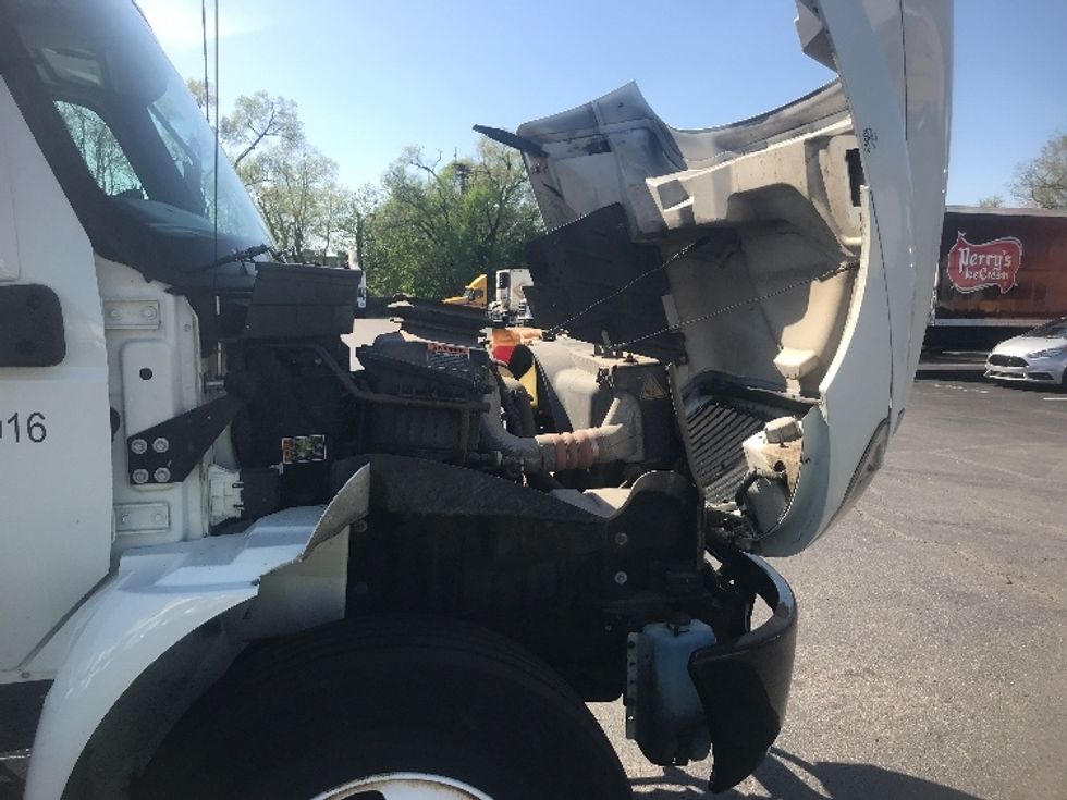 Medium Duty Box Truck-Light and Medium Duty Trucks-International-2021-MV607-Akron-OH-145,280\n\t\tmiles-$ 61,250 - Image 23