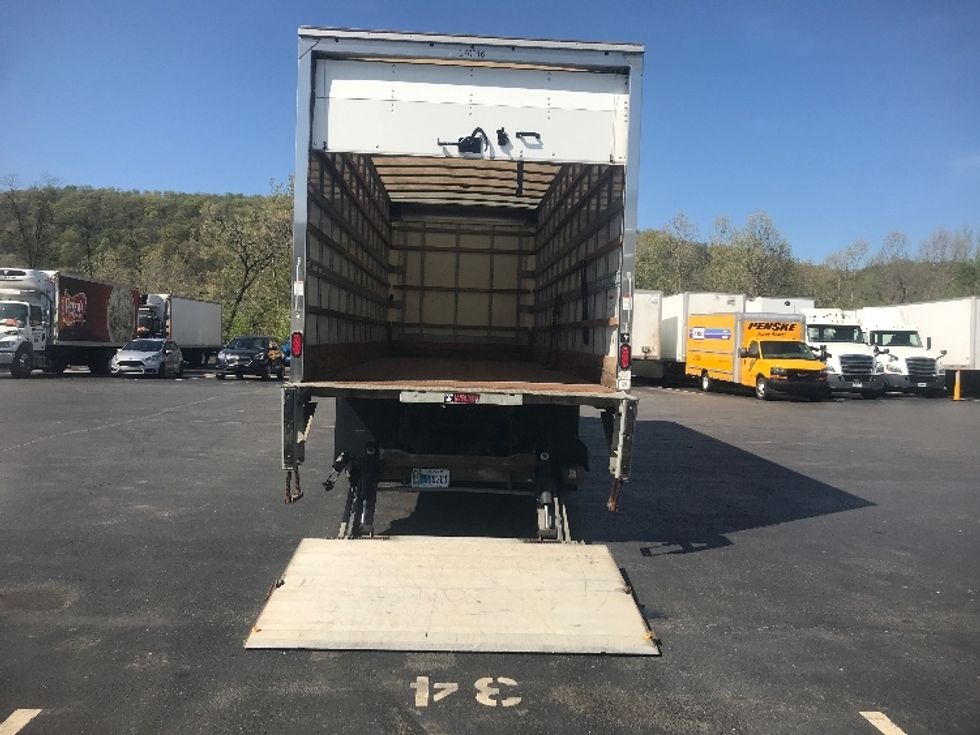 Medium Duty Box Truck-Light and Medium Duty Trucks-International-2021-MV607-Akron-OH-145,280\n\t\tmiles-$ 61,250 - Image 9