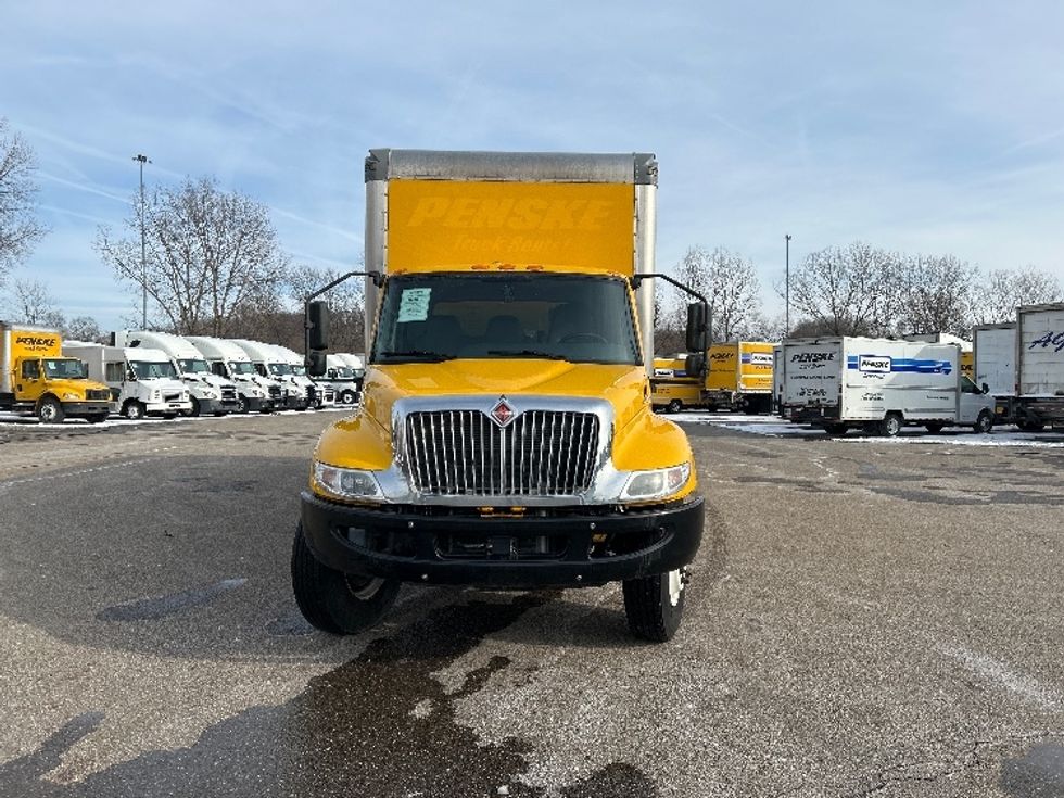 Medium Duty Box Truck-Light and Medium Duty Trucks-International-2021-MV607-Akron-OH-197,097\n\t\tmiles-$ 42,750 - Image 2