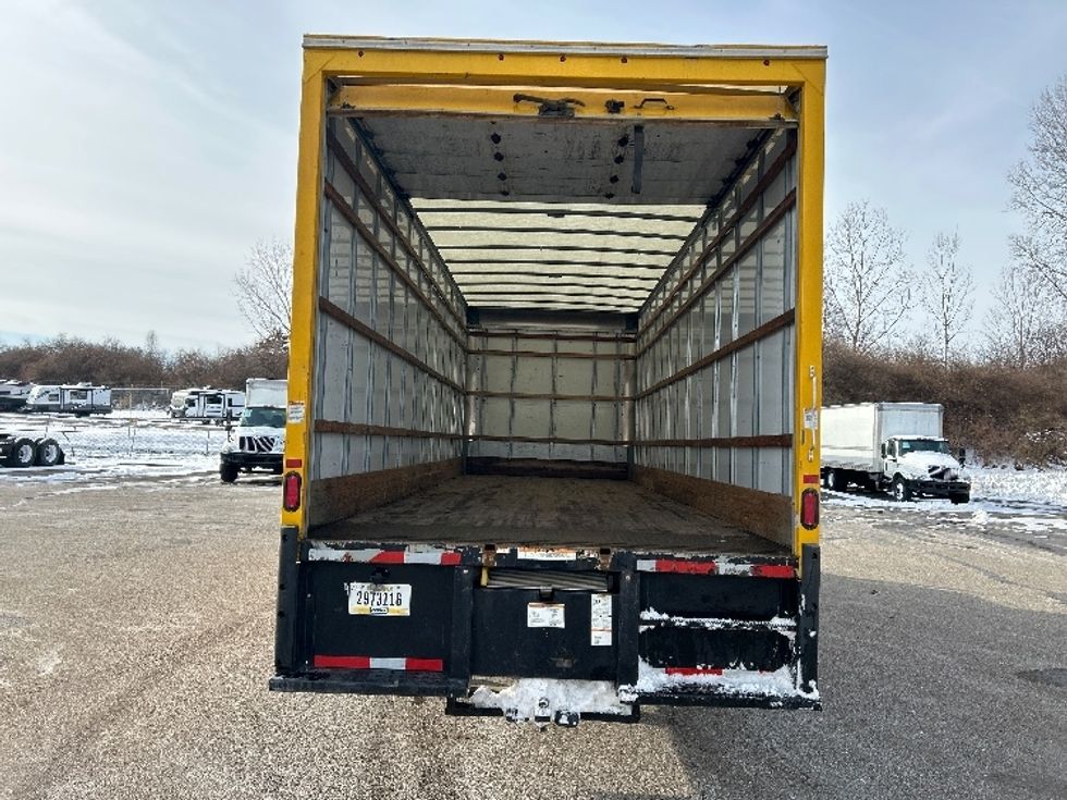 Medium Duty Box Truck-Light and Medium Duty Trucks-International-2021-MV607-Akron-OH-197,097\n\t\tmiles-$ 42,750 - Image 9