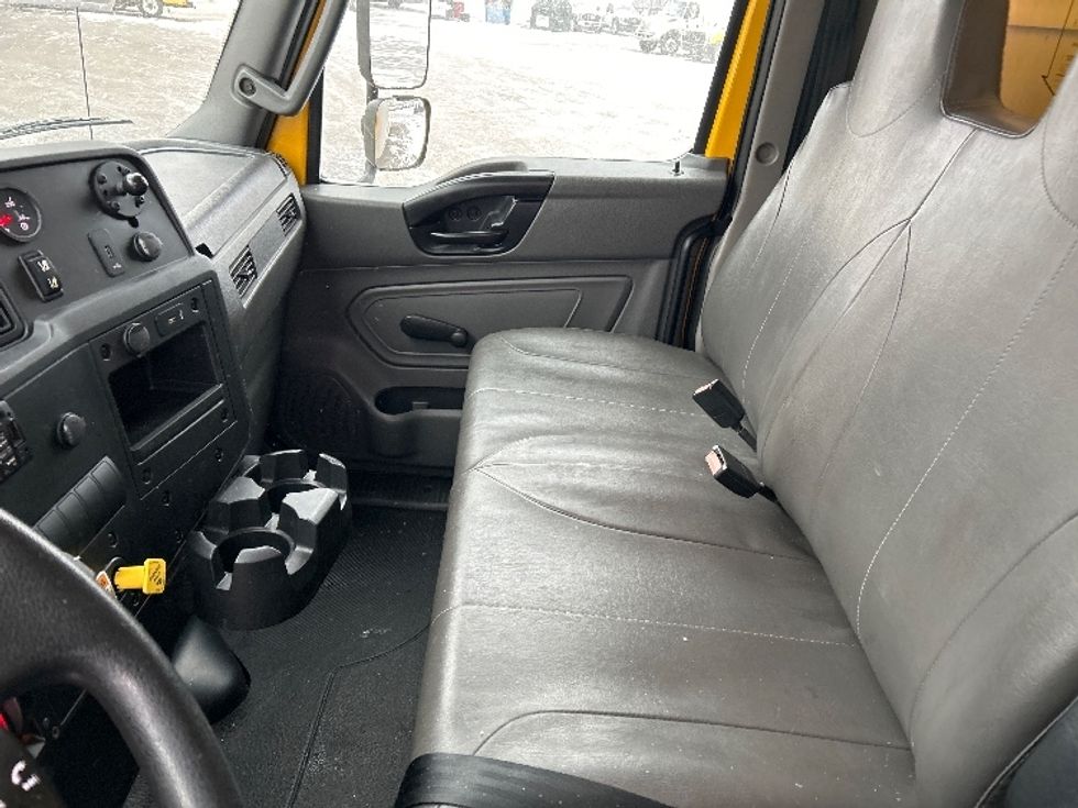 Medium Duty Box Truck-Light and Medium Duty Trucks-International-2021-MV607-Akron-OH-203,725\n\t\tmiles-$ 41,750 - Image 19