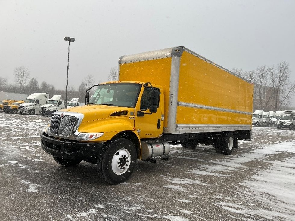 Medium Duty Box Truck-Light and Medium Duty Trucks-International-2021-MV607-Akron-OH-203,725\n\t\tmiles-$ 41,750 - Image 3