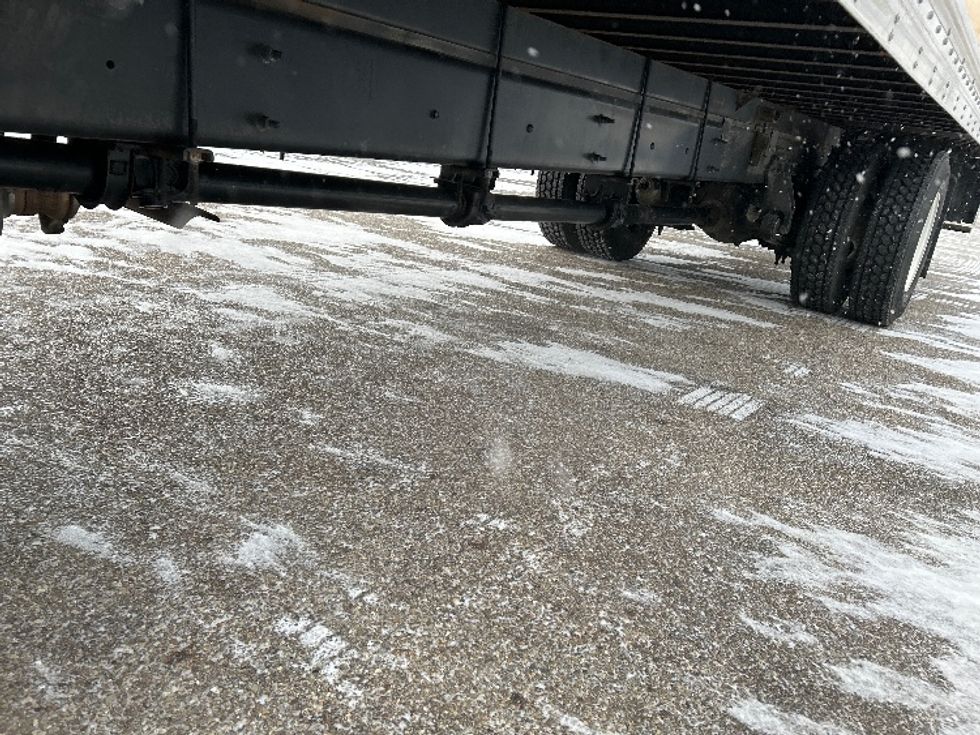 Medium Duty Box Truck-Light and Medium Duty Trucks-International-2021-MV607-Akron-OH-203,725\n\t\tmiles-$ 41,750 - Image 5